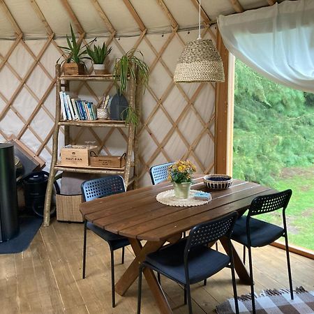 Aughavannagh Yurt Glamping Огрим Екстериор снимка