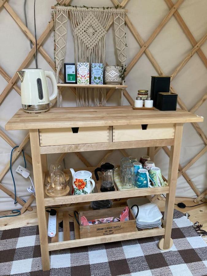 Aughavannagh Yurt Glamping Огрим Екстериор снимка