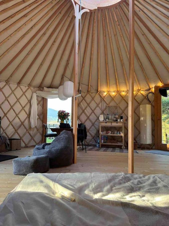 Aughavannagh Yurt Glamping Огрим Екстериор снимка