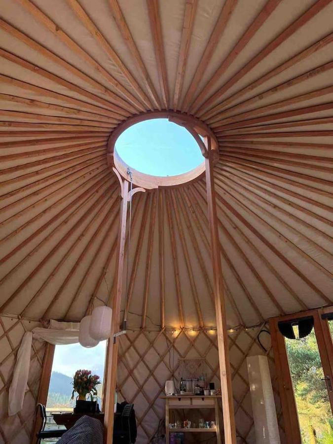 Aughavannagh Yurt Glamping Огрим Екстериор снимка