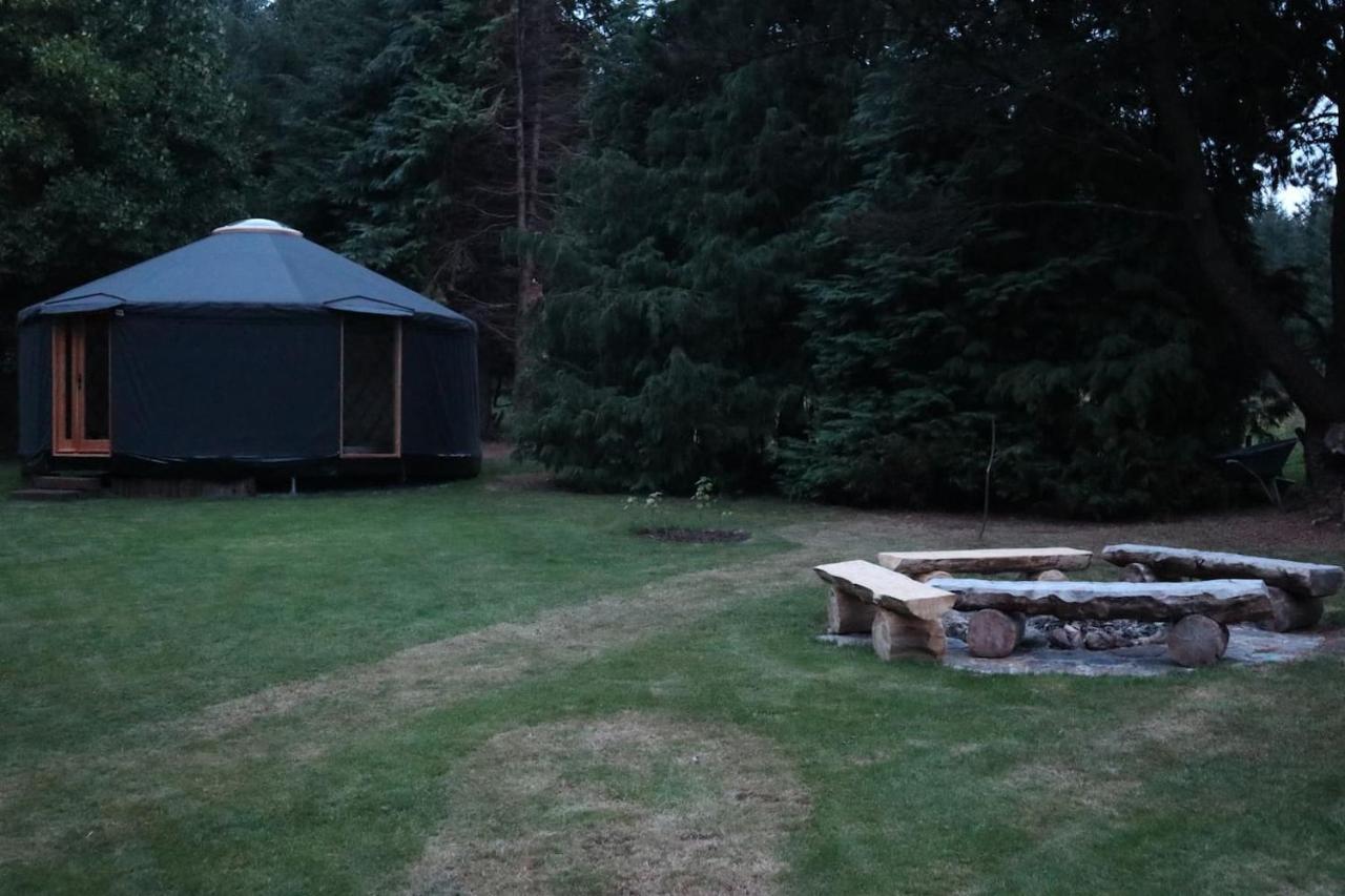 Aughavannagh Yurt Glamping Огрим Екстериор снимка